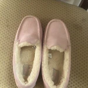 Ugg slippers